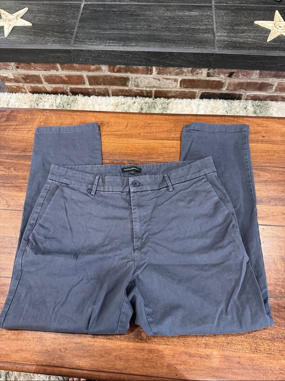 Banana Republic Men's Slate Gray Chino Pants 36x30